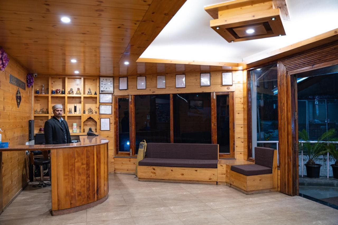 The Conifer Hotel Manali  Exterior photo
