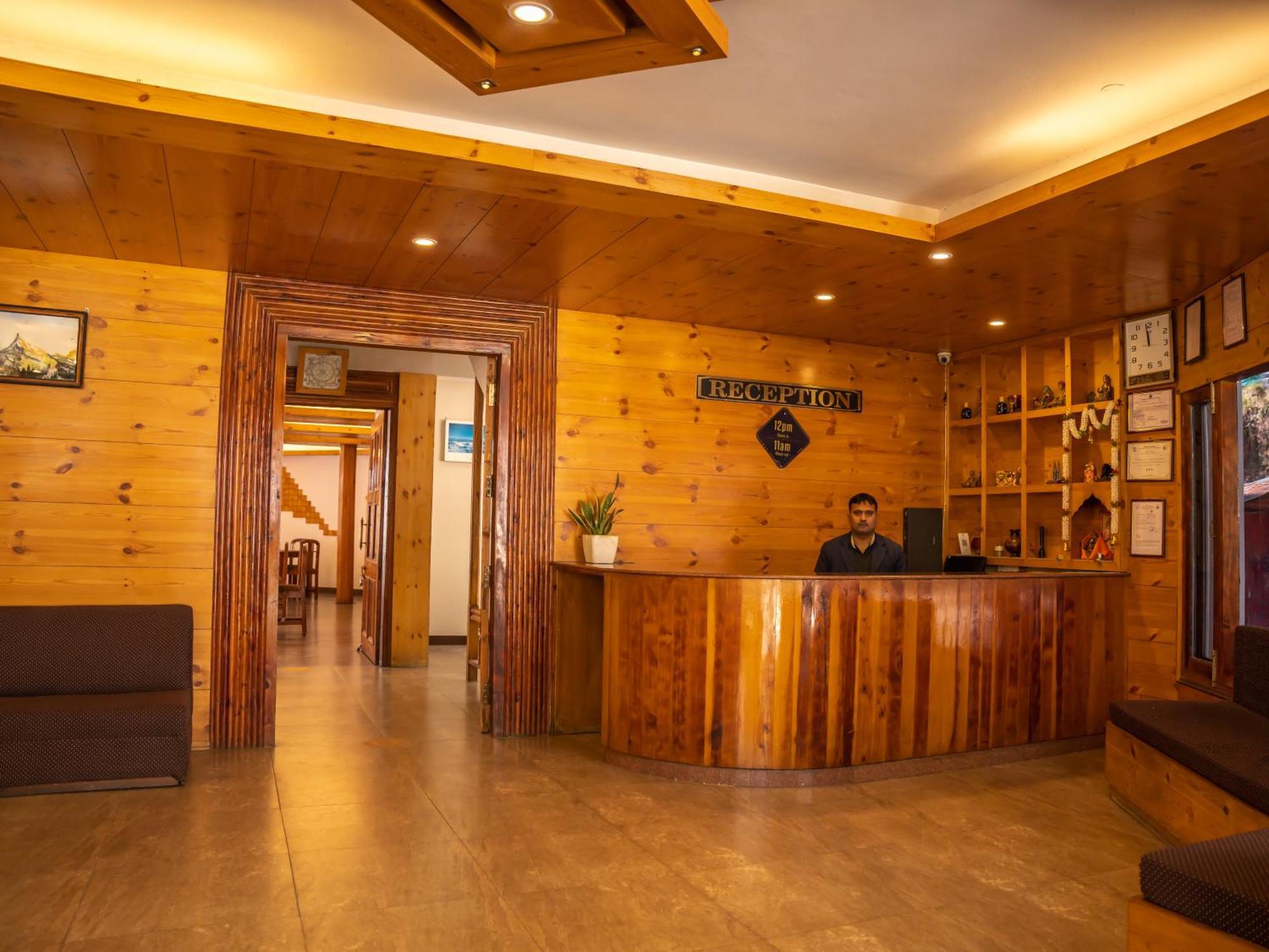 The Conifer Hotel Manali  Exterior photo